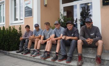 Sechs neue Lehrlinge bei Reindl Bau in Mondsee