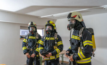 32 Atemschutztrupps legten Prüfung in Attnang-Puchheim ab