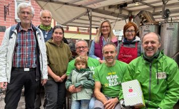 5.000 Liter Saft bei Obstpressaktion in Schwanenstadt gepresst