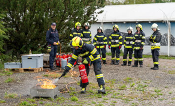 229 neue Feuerwehrkräfte im Bezirk Vöcklabruck ausgebildet