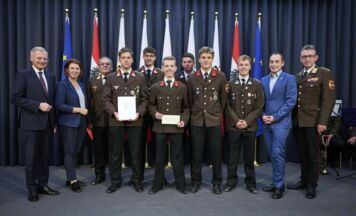 Frankenburger Feuerwehrsportler für EM-Erfolg geehrt