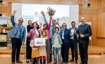 Mathiasnhof in Ottnang gewinnt Bio Award Oberösterreich