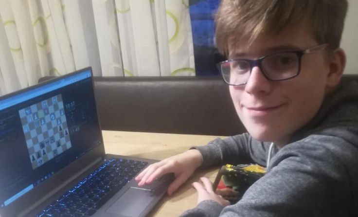 Mario Edlbauer nahm am Online-Schachturnier teil und wurde Zweiter. (Foto: Schach-LV OÖ)