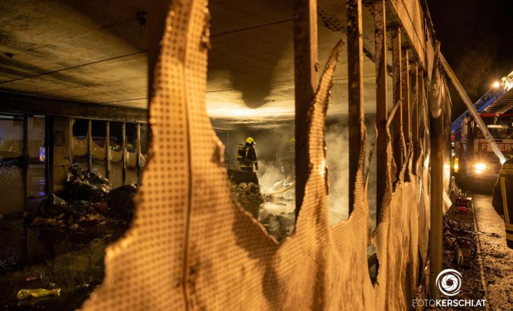 Der Brand konnte vollständig gelöscht werden. (Foto: TEAM FOTOKERSCHI.AT / NEULINGER & PRIVAT)