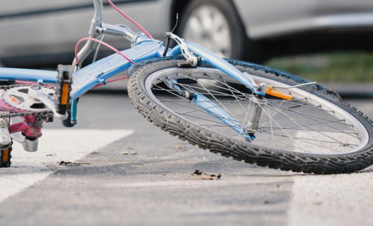 Der 4-Jährige stürzte und verletzte sich leicht. (Foto: Photographee.eu/stock.adobe.com)