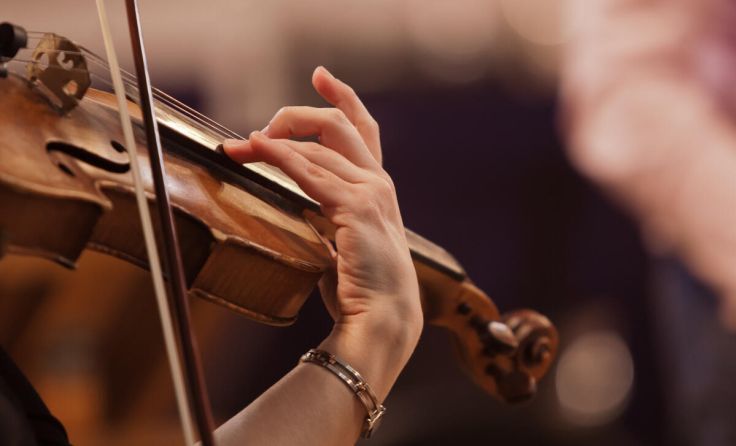 Jugendliche zeigen ihr Können. (Foto: furtseff/stock.adobe.com)