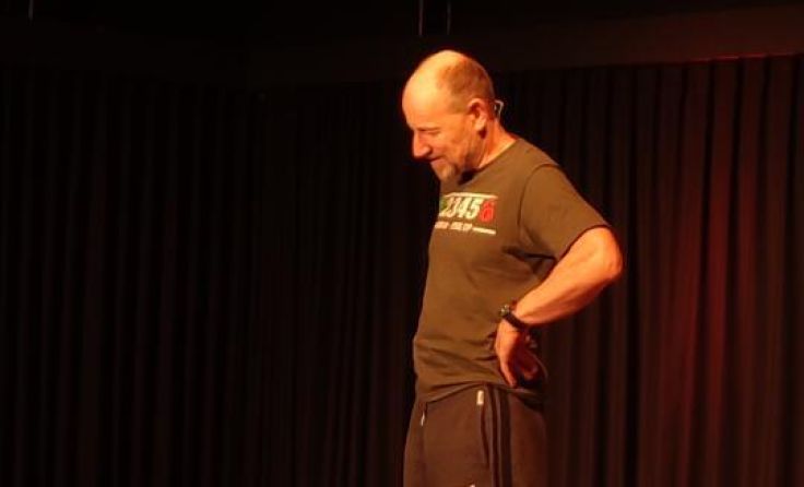 Kabarettist Roland Düringer begeisterte das Publikum in Ansfelden. (Foto: privat)