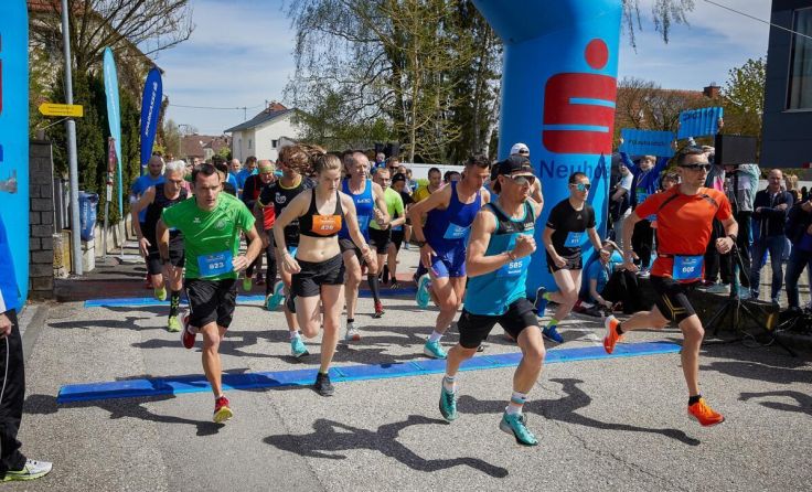 Beim Hauptlauf mit über fünf Kilometern starteten an die 150 Läufer. (Foto: foto.stampfer.at)
