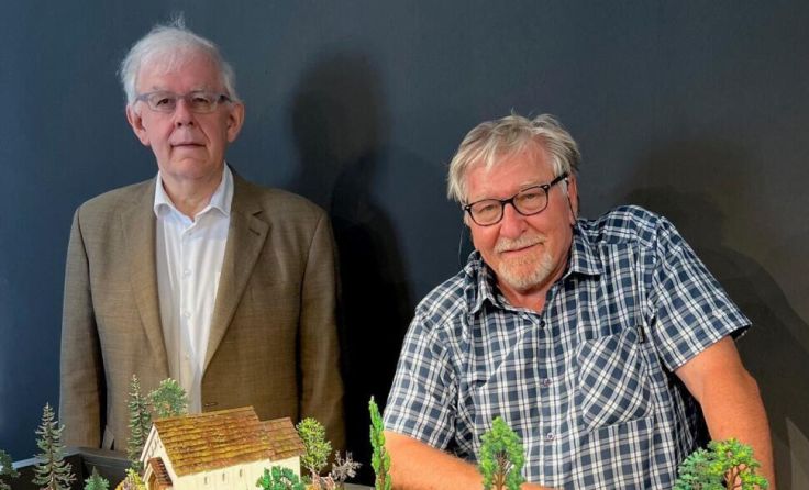 Museumsleiter Reinhardt Harreither (l.) und Zinnfiguren-Restaurator Franz Rieder (Foto: MVL)