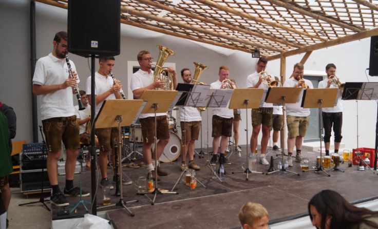 Für musikalische Unterhaltung ist an beiden Tagen gesorgt. (Foto: Musikverein Allhaming)