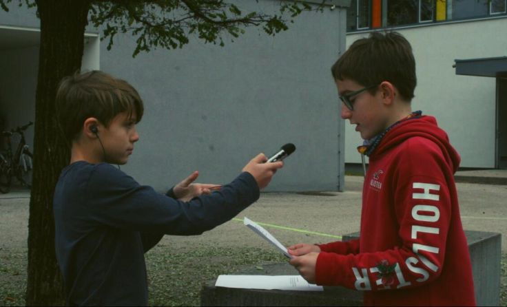 Die Schüler widmeten ihren Radiobeitrag dem Thema Kinderrechte. (Foto: FRS)