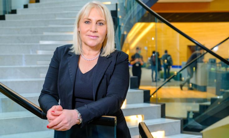Angelika Winzig äußert sich zum stattfindenden Rat der Energieminister. (Foto: EVP Lahousse)