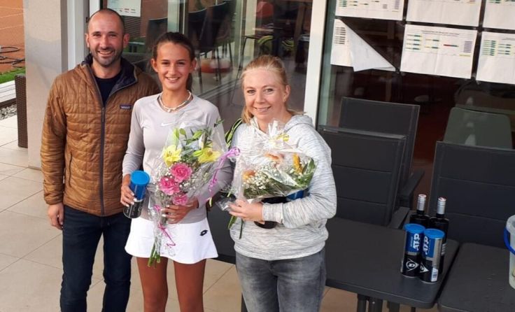 Daniel Meister, Emma-Sophie Reiter und Ulrike Lanzinger (v.l.). (Foto: privat)