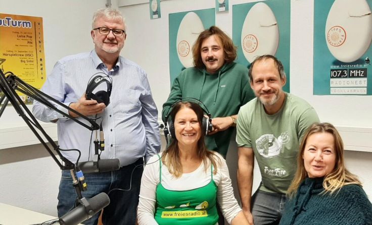 Das beinahe vollständige Redaktionsteam von Zweistromland. (Foto: Johanna Ramacher)