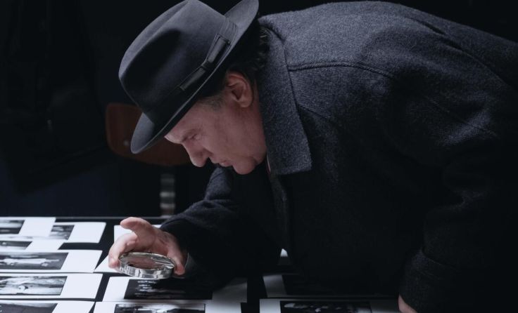 08/16 bringt "Maigret" nach Gmunden. (Foto: polyfilm)