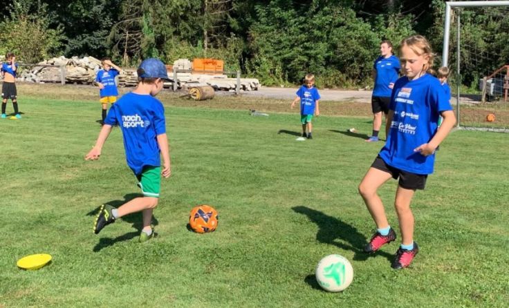 Kinder beim Training (Foto: Fußballschule OÖ)