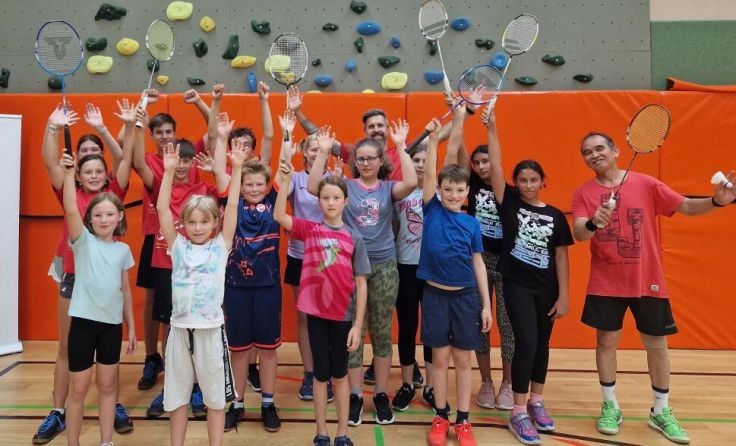 Spiel und Spaß warten wieder bei der Badminton-Ferienaktion (Foto: Kundl)