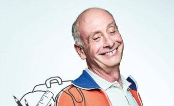 Alfons mit „Klasse!“ im Lokschuppen Simbach