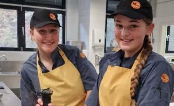 Pflanzliche Küche an der HLW Braunau: 34 neue vegan-vegetarische Fachkräfte ausgebildet