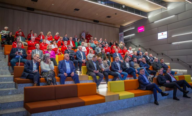 Zahlreiche Besucher fanden sich bei Hargassner in Weng ein. (Foto: RK/LV OÖ)