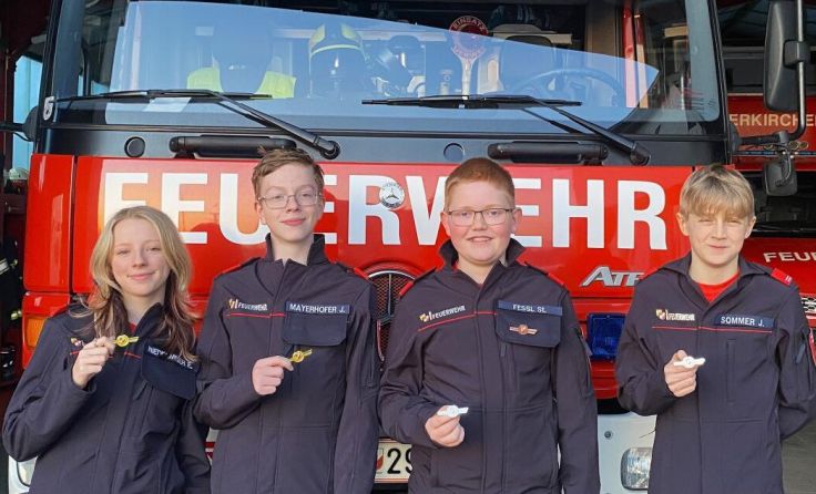 V.l.: Emily Niedermeier, Jonas Mayerhofer, Stefan Feßl und Jonas Sommer (Foto: FF Mauerkirchen)