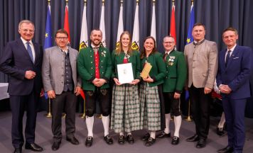 Trachtenmusikkapelle Lochen mit dem Con Bravura-Preis ausgezeichnet