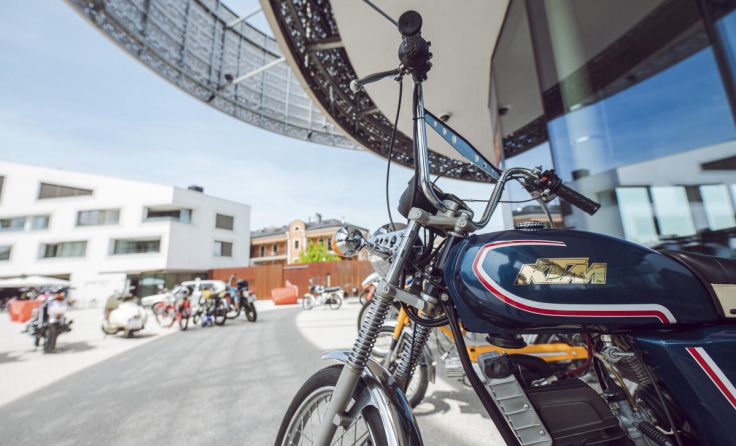 Treffpunkt für Oldtimer (Foto: KTM)