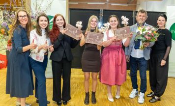 Oberösterreichs beste Nachwuchsfloristin kommt aus Burgkirchen