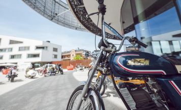 Oldtimer-Tage und italienisches Flair bei der KTM Motohall