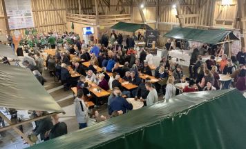 Kleine Brauer bieten große Vielfalt im Glas zum Verkosten an