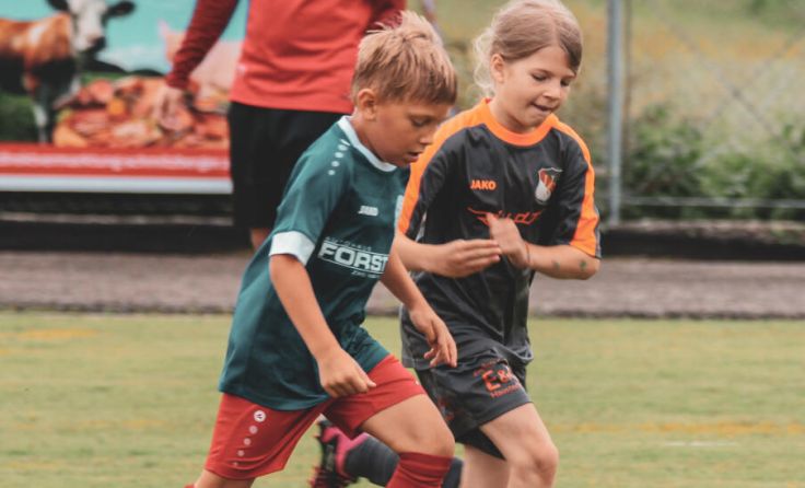 Nachwuchskicker messen sich in Geretsberg. (Foto: Union Geretsberg)