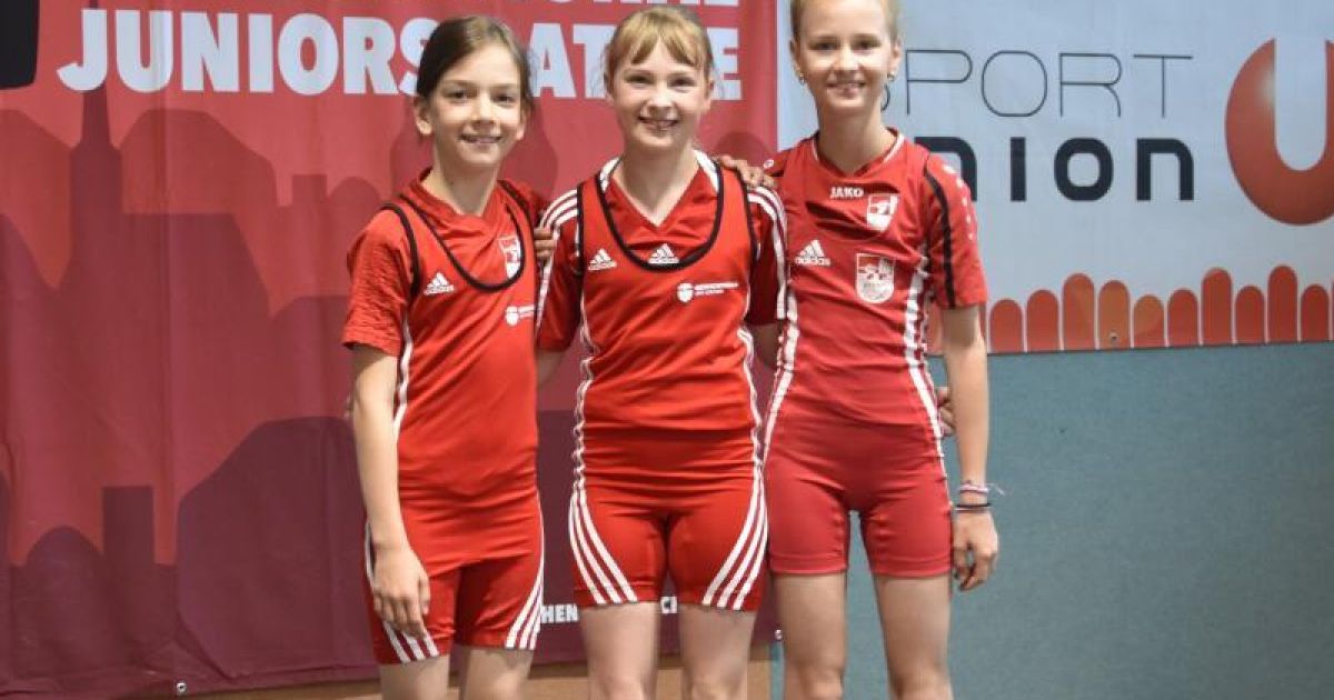 International Junior Weightlifting Tournament with 96 athletes in Lochen