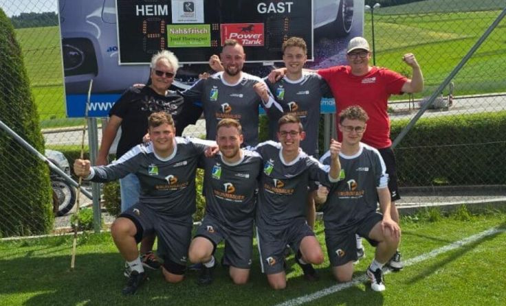 Das Team aus Höhnhart nach dem Sieg gegen Laa/Thaya (Foto: ASVÖ SC Höhnhart)