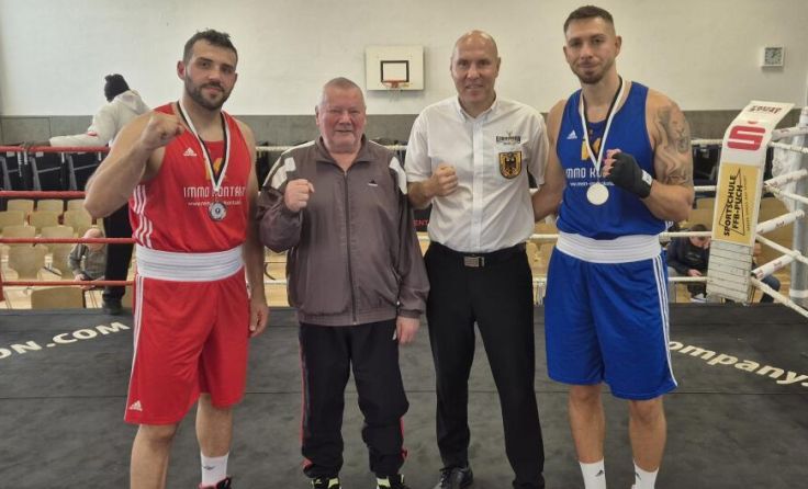 V.l.: Rudar Visari, Trainer Hans Kinz, Alexander Darbisch und Sinan Cajtinovic (Foto: Hans Kinz)