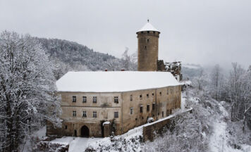 Musikalischer Adventmarkt am Schloss Wildberg