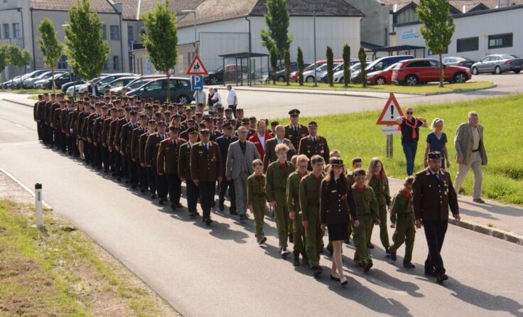 Umzug in Oberneukirchen. (Foto: Herbert Denkmayr)