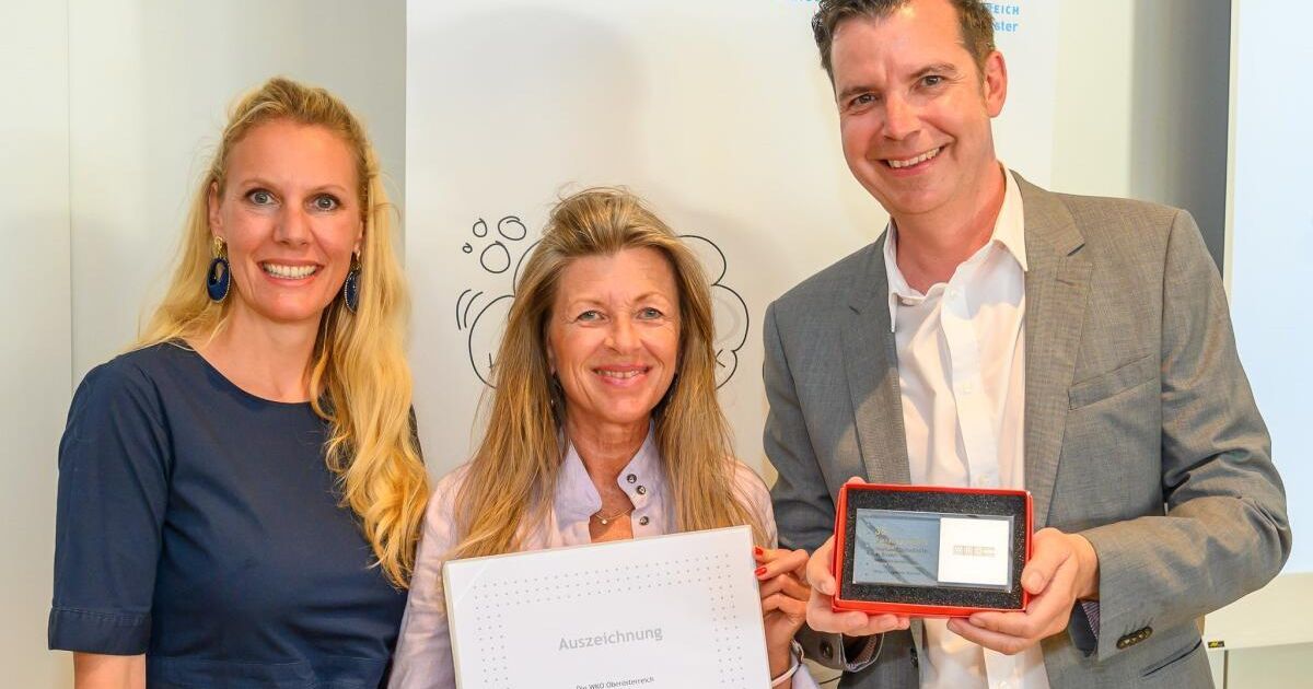 Gallneukirchner Astrologin Brigitte Krenner für langjährige ...