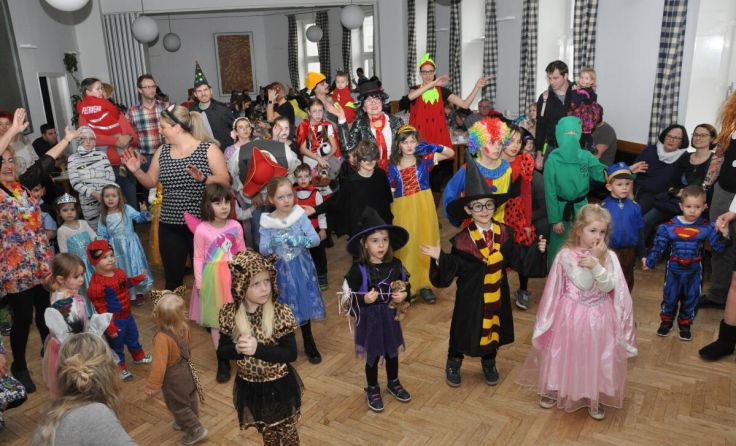 Kinderfasching in Gallneukirchen (Foto: Hans Dumfarth)