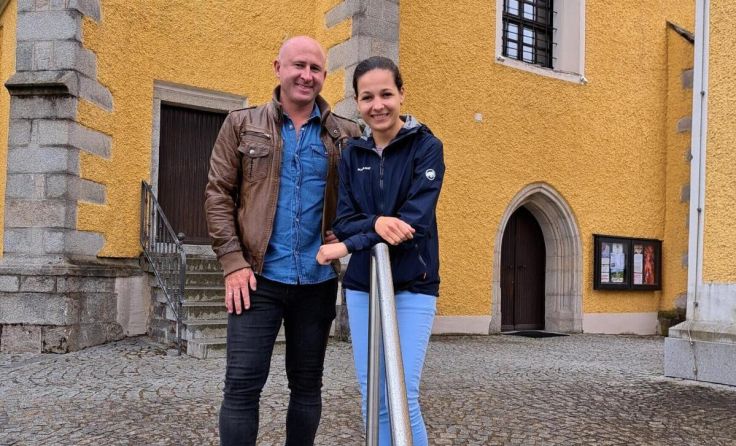 Bürgermeister David Allerstorfer und Katharina Baschinger (Foto: Marktgemeinde Feldkirchen/Donau)