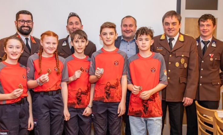 Bei der Vollversammlung der FF Laimbach im Leonfeldnerhof. (Foto: FF Laimbach)