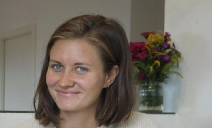 Hebamme Eva Ehrenmüller gibt wertvolle Tipps zur Beckenbodengesundheit. (Foto: Privat/Ehrenmüller)