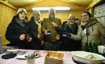 Frauenbewegung lud zum Silvesterpunsch in Oberneukirchen ein