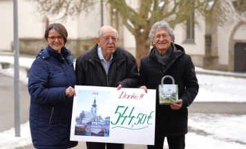 Lebendiger Adventkalender brachte finanzielle Unterstützung für die Stadtgemeinde Gallneukirchen