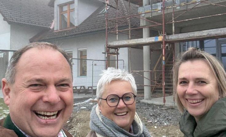 Baustellenbesichtigung des Kindergartens in Oberneukirchen. (Foto: Marktgemeinde Oberneukirchen)