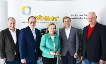 Politischer Austausch über Arbeit und Energie bei Rabmer-Gruppe in Altenberg