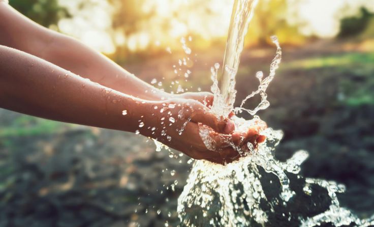 Hoher Wasserverbrauch im Alltag. (Foto: Symbolbild: stock.adobe.com - lovelyday12)