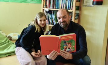 Vorlesetag in Oberneukirchen bringt Geschichten ins Klassenzimmer