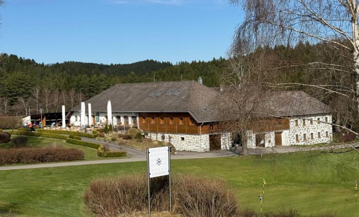 Restaurant „Waldinsel“ vom Golfclub Sterngartl sucht dringend Nachfolger. (Foto: privat)