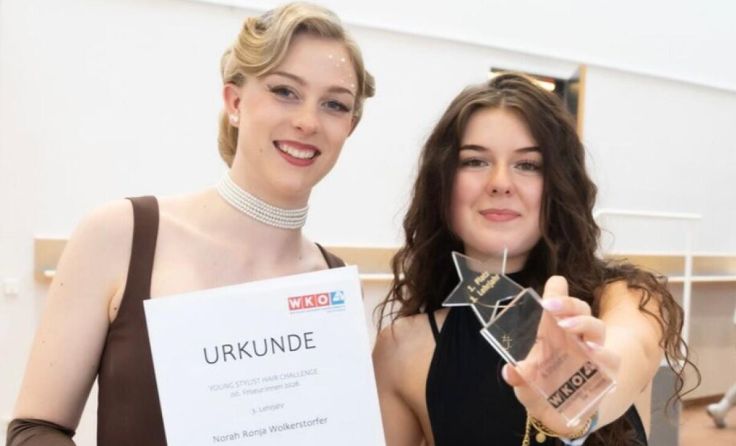 Siegerin Norah Ronja Wolkerstorfer (r.) mit Selina Klein. (Foto: Andreas Röbl)