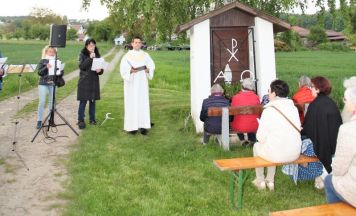 Gallneukirchner ÖVP-Frauen laden zur Maiandacht bei der Hanl-Kapelle in Tumbach